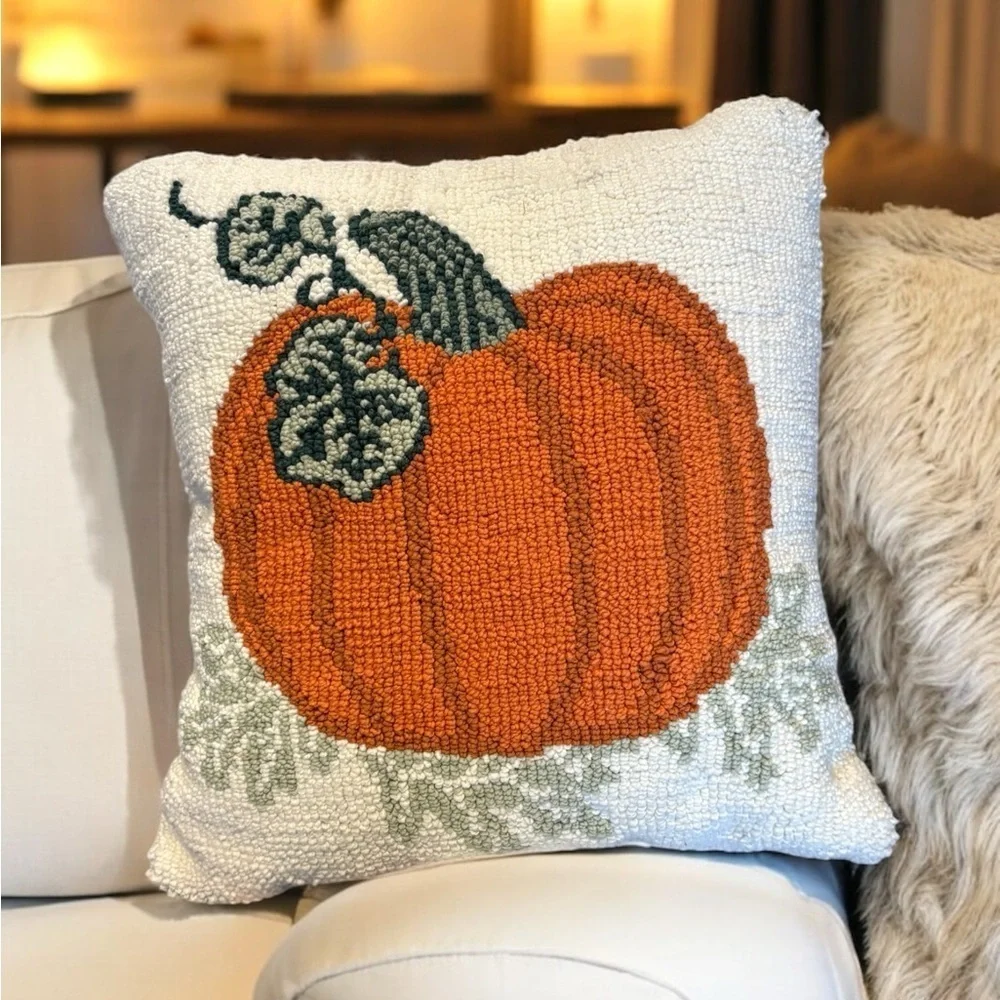 Ivory Pumpkin Knit Loop Throw Pillow Fall Autumn Home Decor Thanksgiving NWT